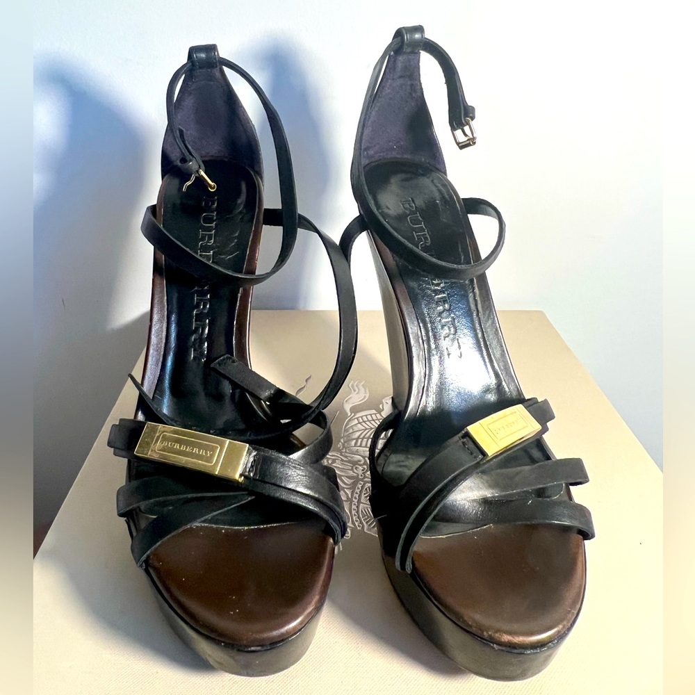 BURBERRY Leather Slingback Sandals